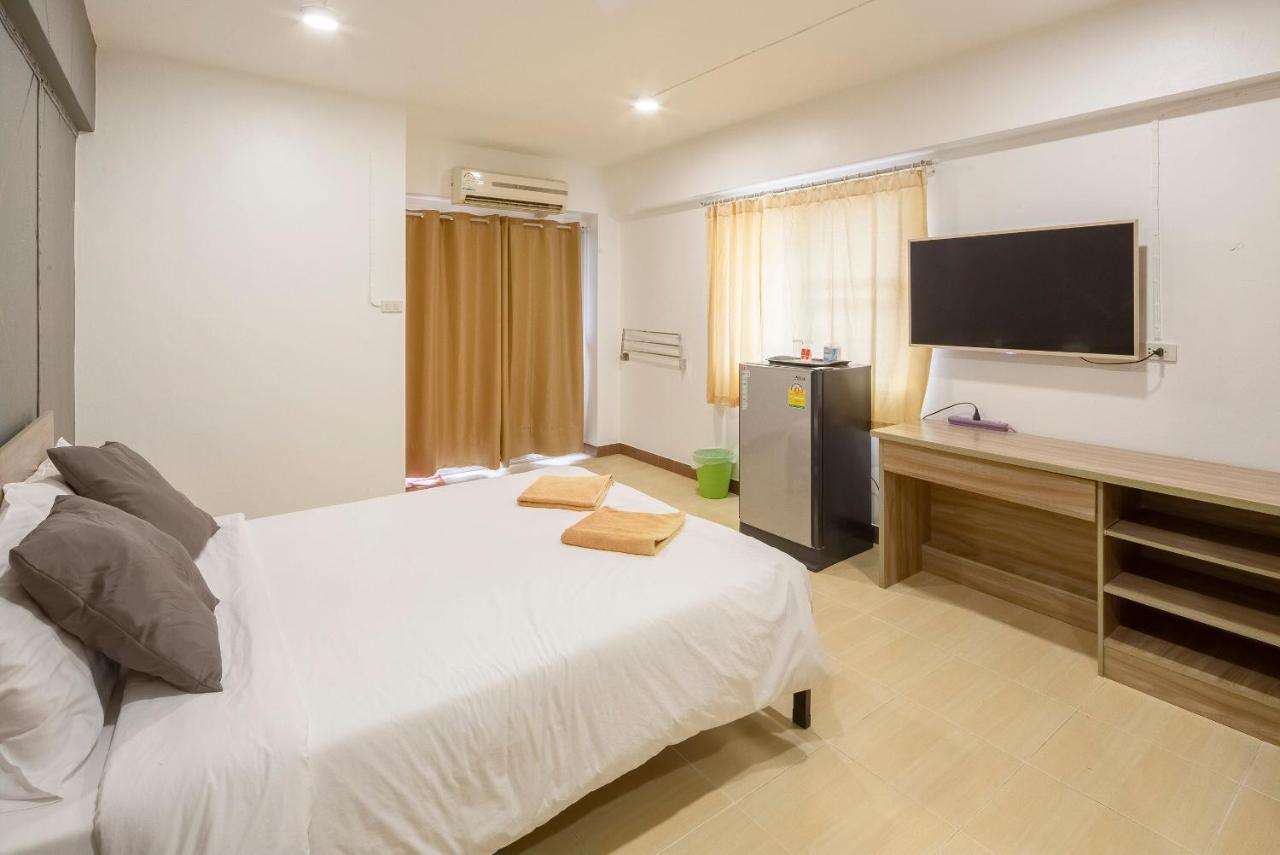Hotel Gems Park Don Mueang Airport And Bts Bangkok Esterno foto